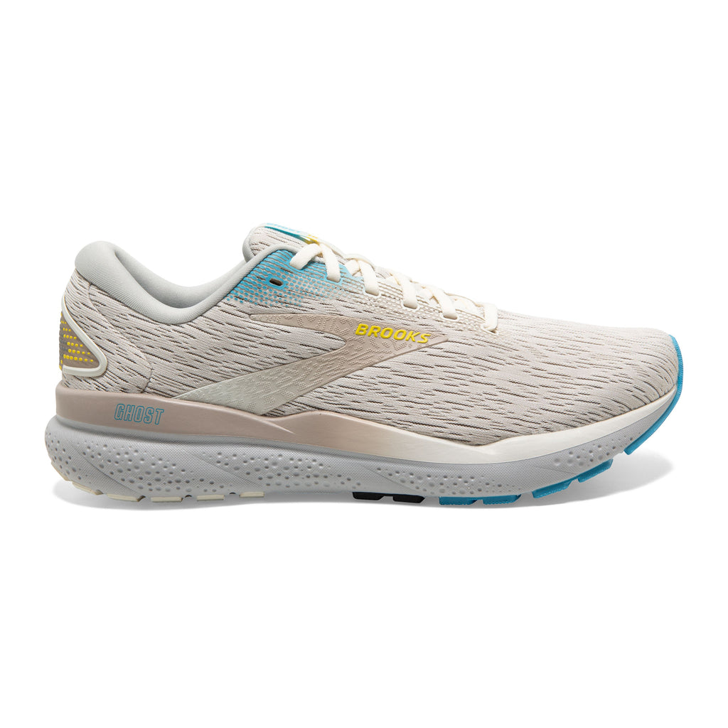 Men's Brooks Ghost 16. Light Grey upper. Light Grey midsole. Lateral view.