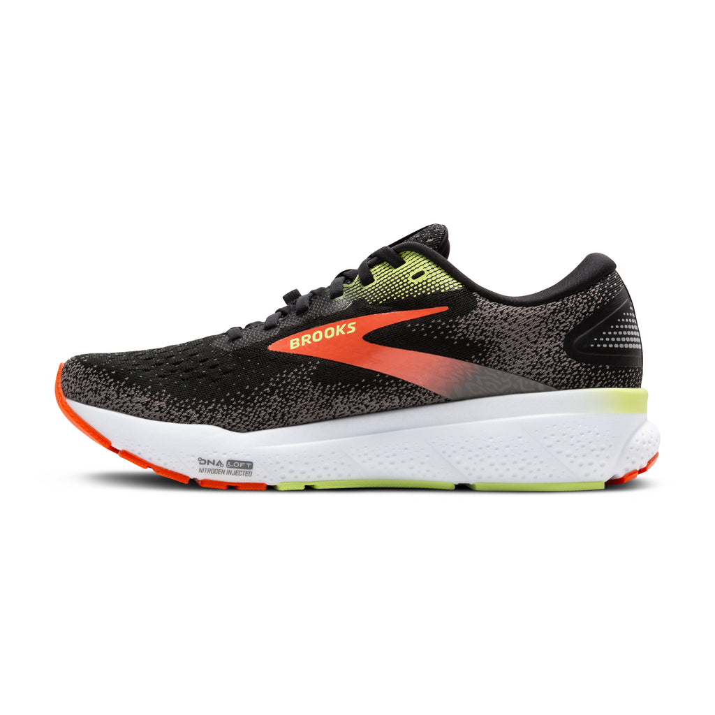 Men's Brooks Ghost 16 GTX. Black upper. White midsole. Medial view.