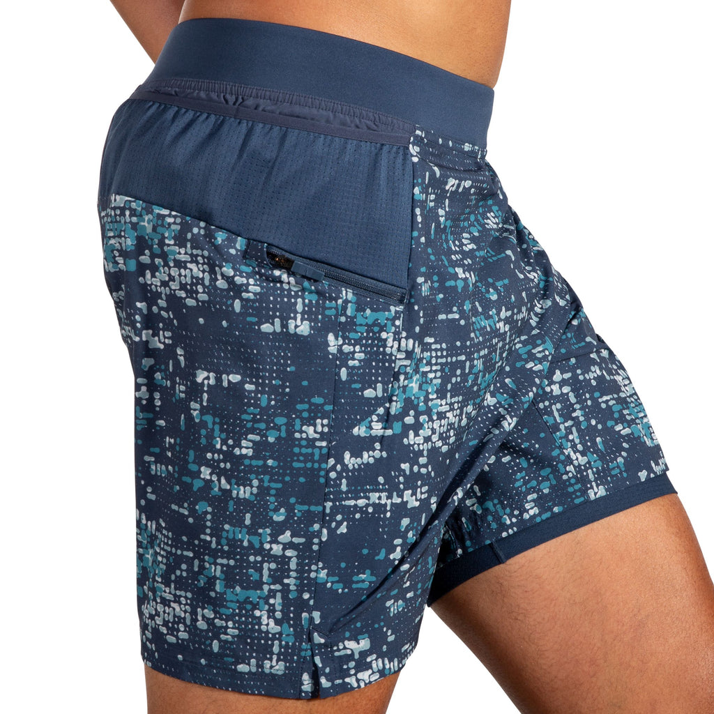 Men's Brooks Sherpa 7" 2-in-1 Shorts. Multicolored. Lateral view.