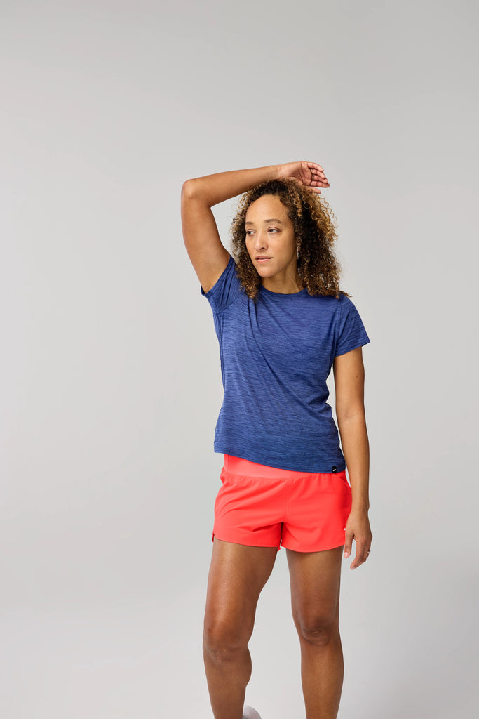 Women's Brooks Luxe Short Sleeve. Dark Blue. Front view.