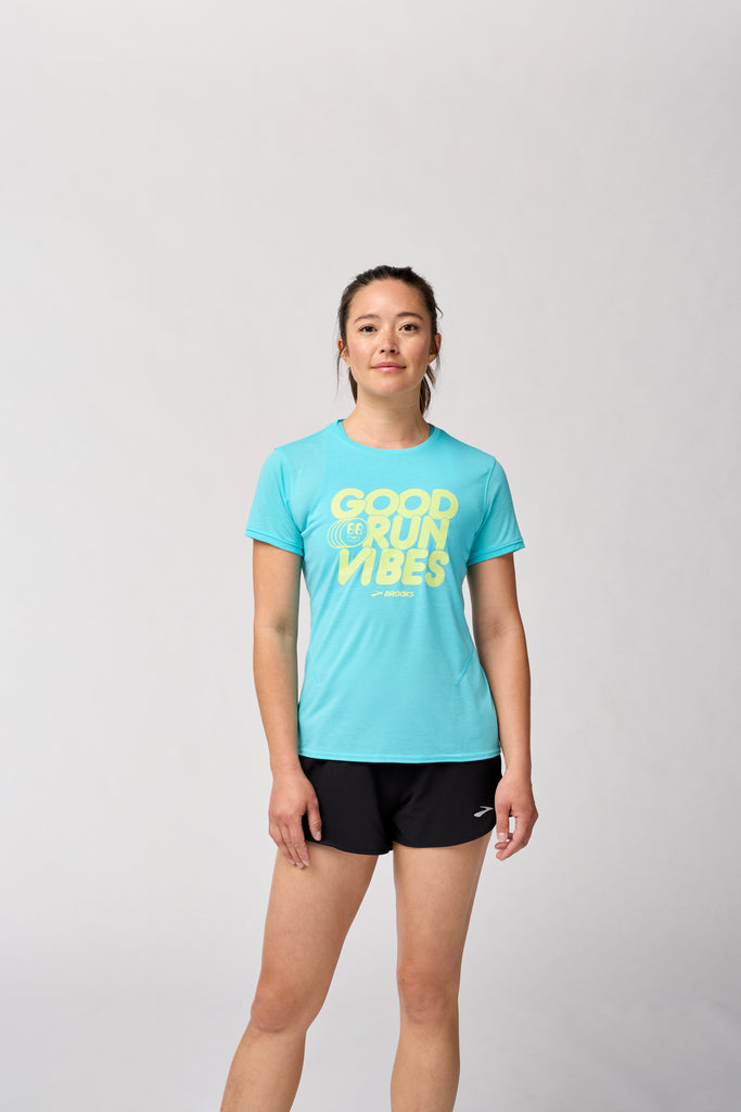 Women's Brooks Distance Short Sleeve 3.0. Blue. Front view.