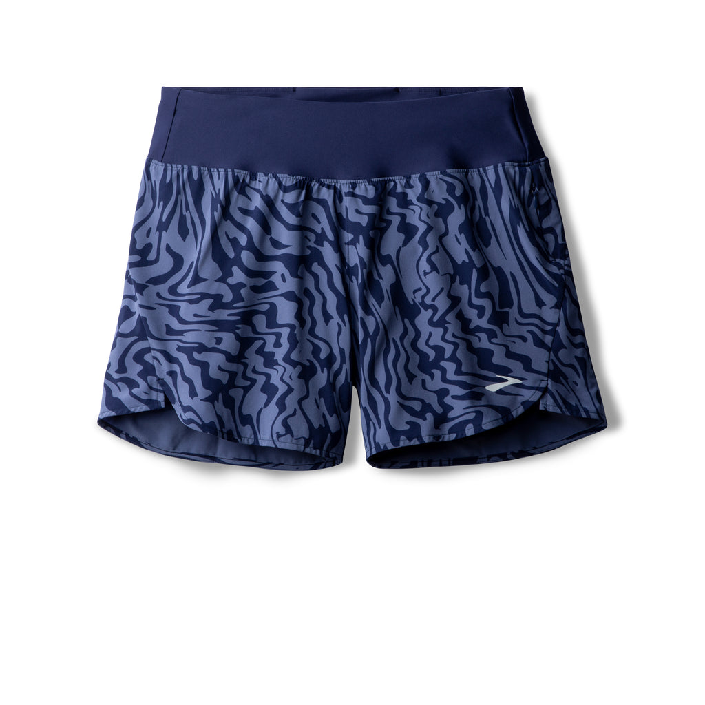 Women's Brooks Chaser 5" Shorts. Blue/Pattern. Front view.