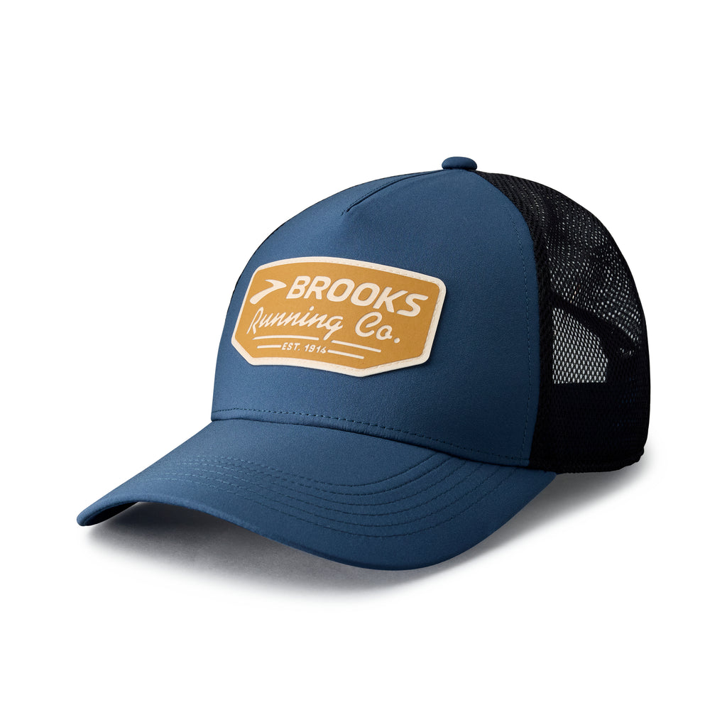 Brooks Surge Trucker Hat. Blue/Black. Front view.