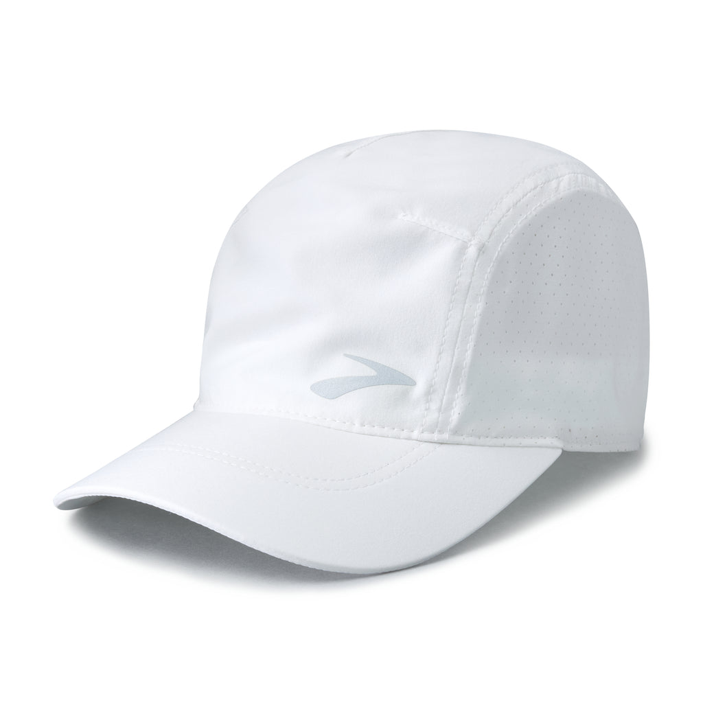 Brooks Journey Hat. White. Front/Lateral view.