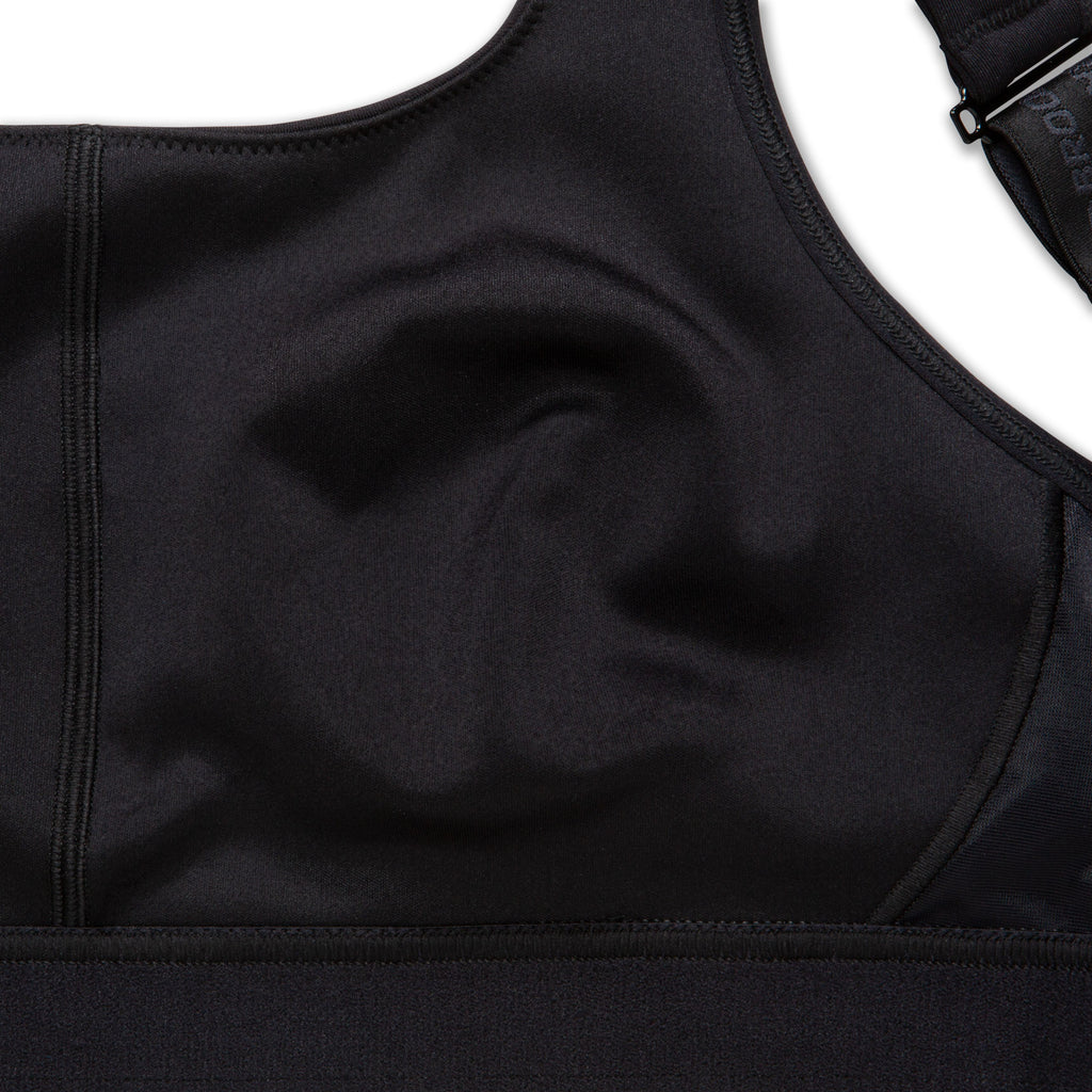 Women's Brooks Drive Convertible 2.0 Sports Bra. Black. Cup closeup.