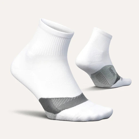 Unisex Feetures. Elite Light Cushion Quarter. White.