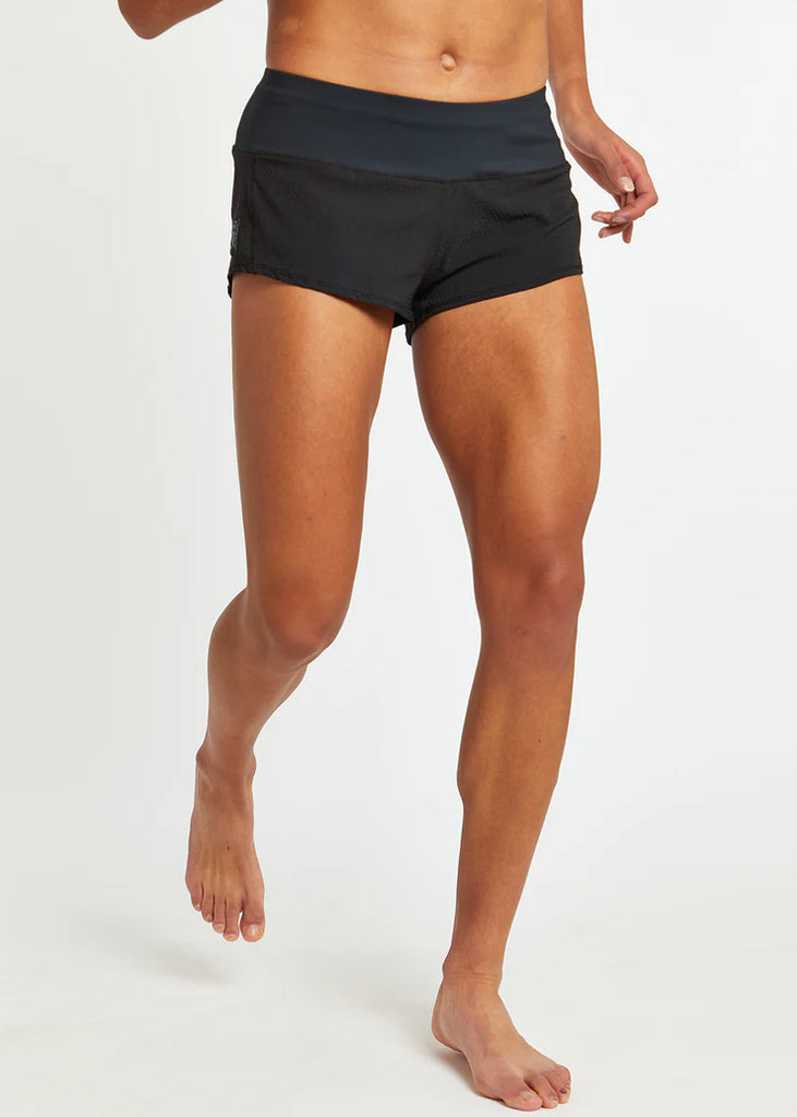 Women's Oiselle Mac Roga Shorts. Black. Front view.