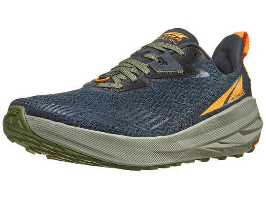 Men's Altra Experience Wild. Black upper. Gray midsole. Lateral view.