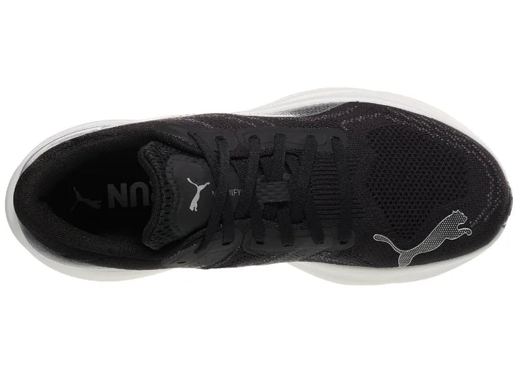Men's Puma Magnify Nitro 2. Black upper. White midsole. Top view.