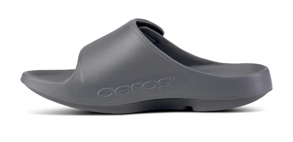 Oofos Ooahh Sport Flex. Gray. Medial view.