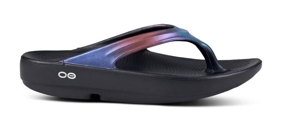 Oofos Oolala Lux Sandal. Blue/Pink/Black. Lateral view.