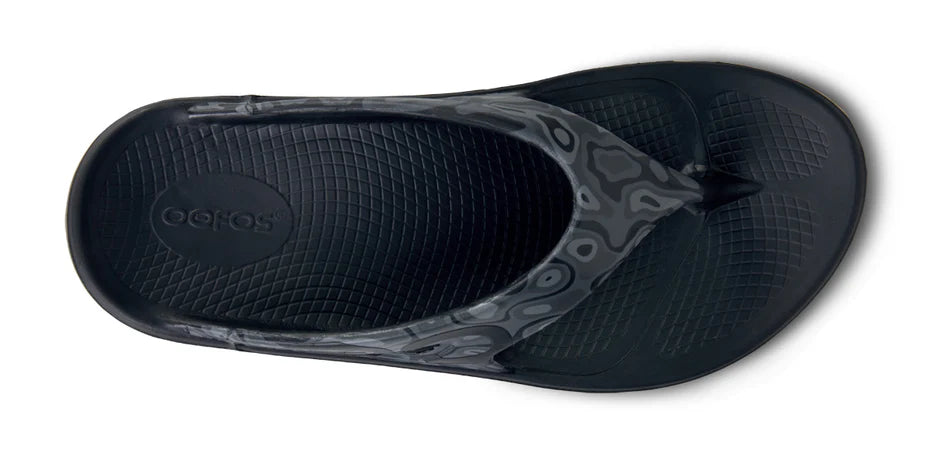 Oofos Ooriginal Sport Sandal. Black Camo. Top view.