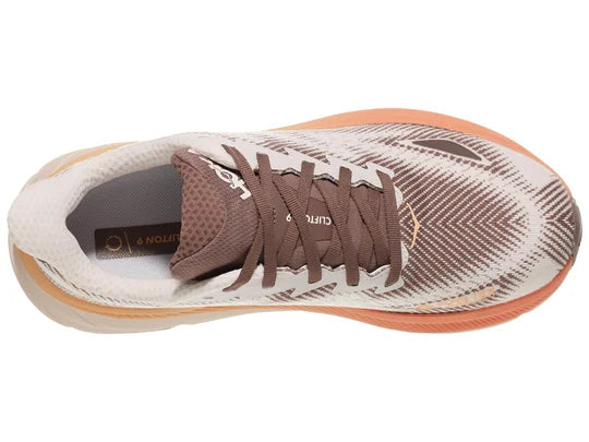 Women's Hoka Clifton 9 GTX. White/Brown upper. White/Pink midsole. Top view.