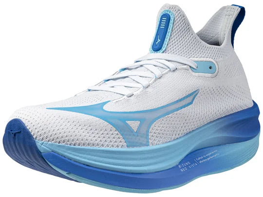 Women's Mizuno Neo Vista. White upper. Blue midsole. Lateral view.