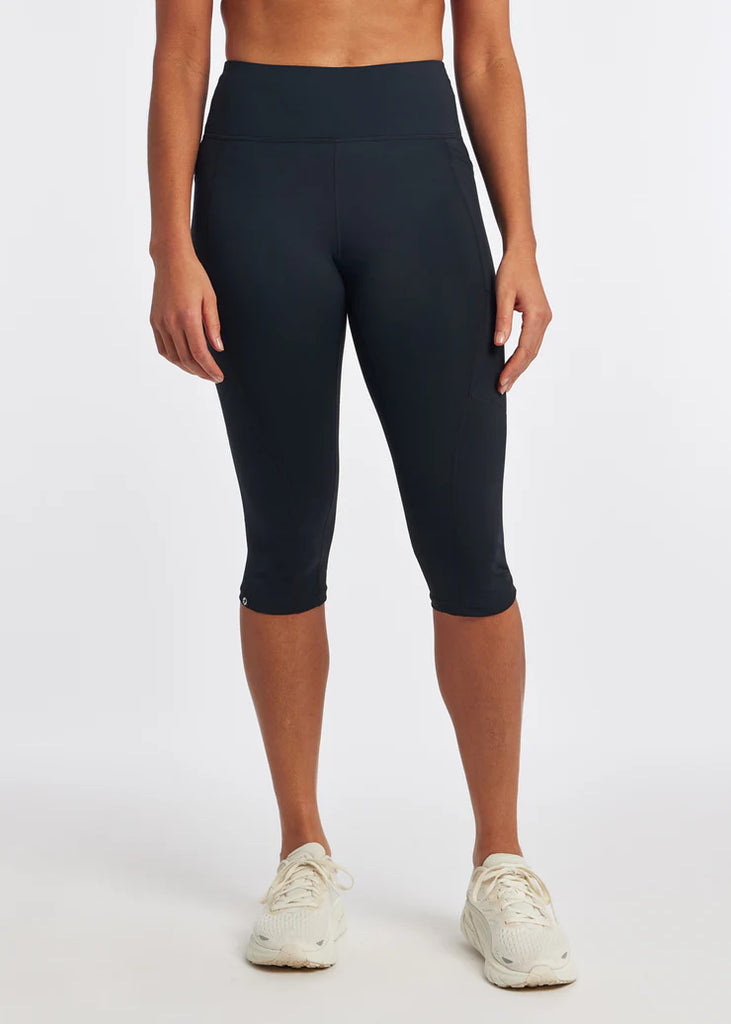 Women's Oiselle Pockito Knickers. Black. Front view.