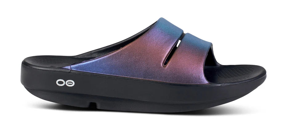 Women's Oofos Ooahh Luxe Slide. Multicolored. Lateral view.