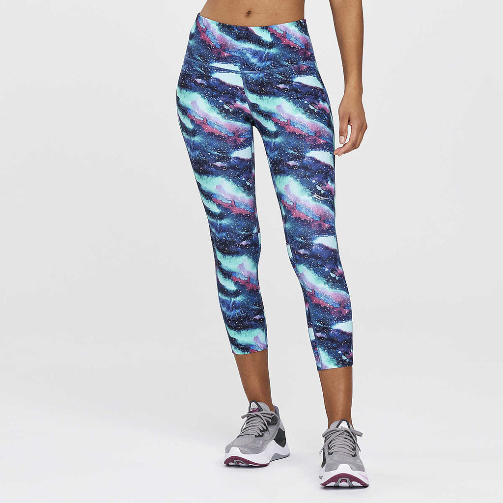 Women's Saucony Fortify Crop. Galaxy print. Front view.