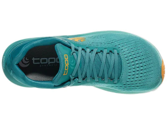 Women's Topo Magnifly 5. Green upper. White midsole. Top view.