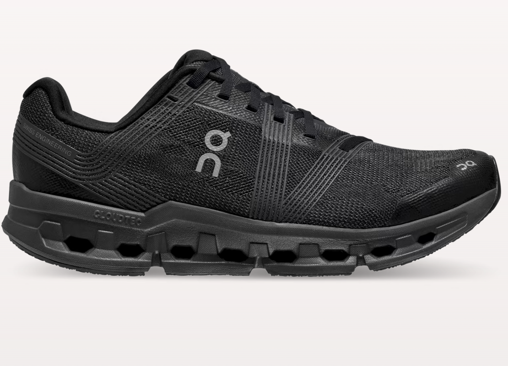 Men's On Cloudgo. Black upper. Black midsole. Lateral view.